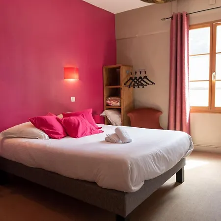 Logis - & Restaurant La Corne D 'abondance 3*