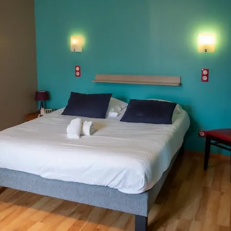 Logis - & Restaurant La Corne D 'abondance Otel