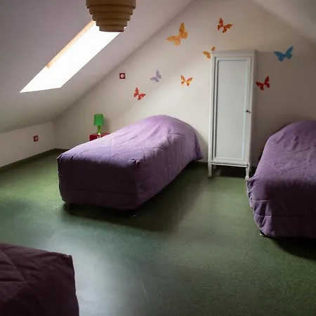 ホテル Logis - & Restaurant La Corne D 'abondance