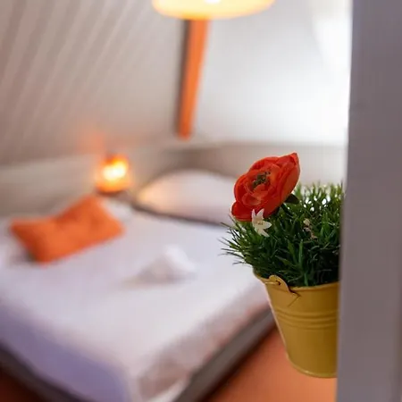 Logis - & Restaurant La Corne D 'abondance ホテル Bourgthéroulde