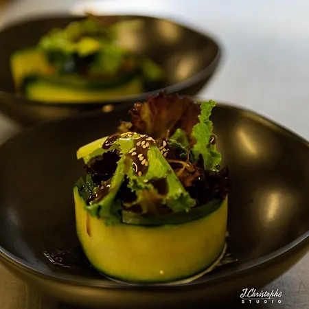 Logis - & Restaurant La Corne D 'abondance Отель Bourgtheroulde