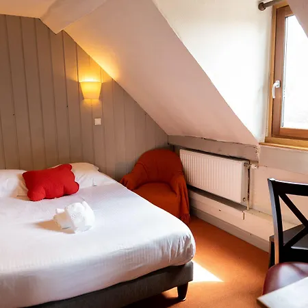 Logis - & Restaurant La Corne D 'abondance Otel 3*