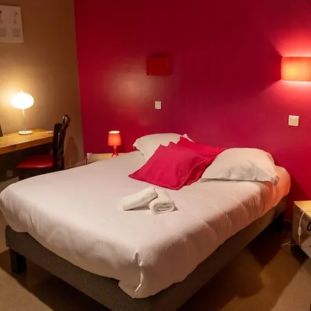 Logis - & Restaurant La Corne D 'abondance Otel