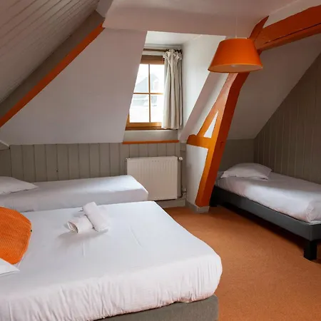 Logis - & Restaurant La Corne D 'abondance Otel 3*