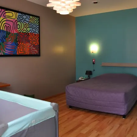 Logis - & Restaurant La Corne D 'abondance ホテル Bourgthéroulde