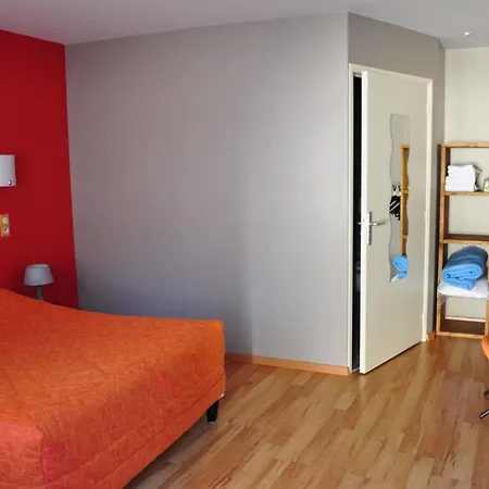 Logis - & Restaurant La Corne D 'abondance 3*